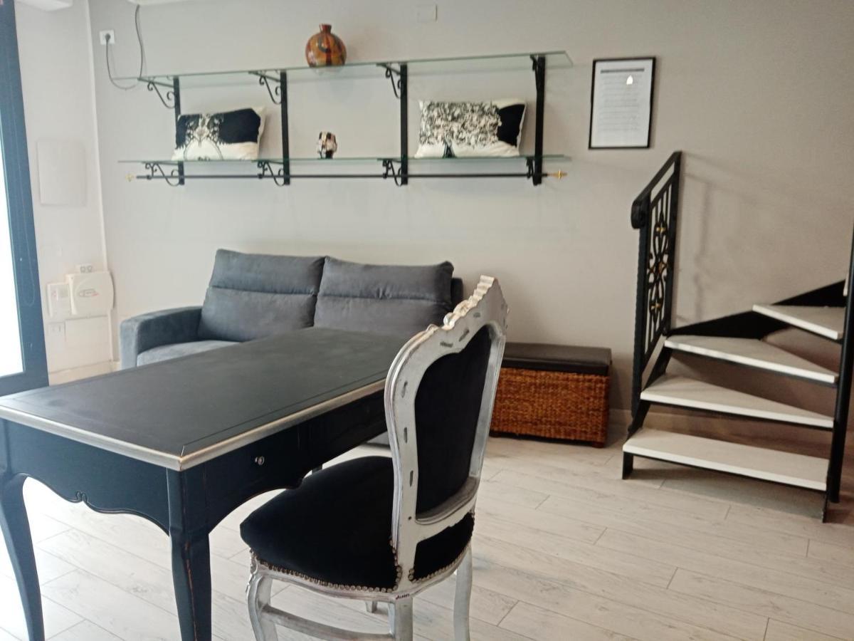 Einaudi 56 Guest House كالياري المظهر الخارجي الصورة