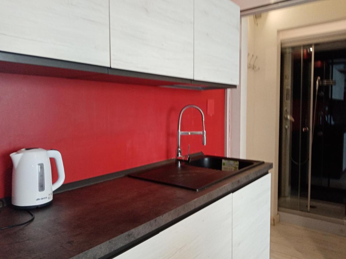 Einaudi 56 Guest House كالياري المظهر الخارجي الصورة