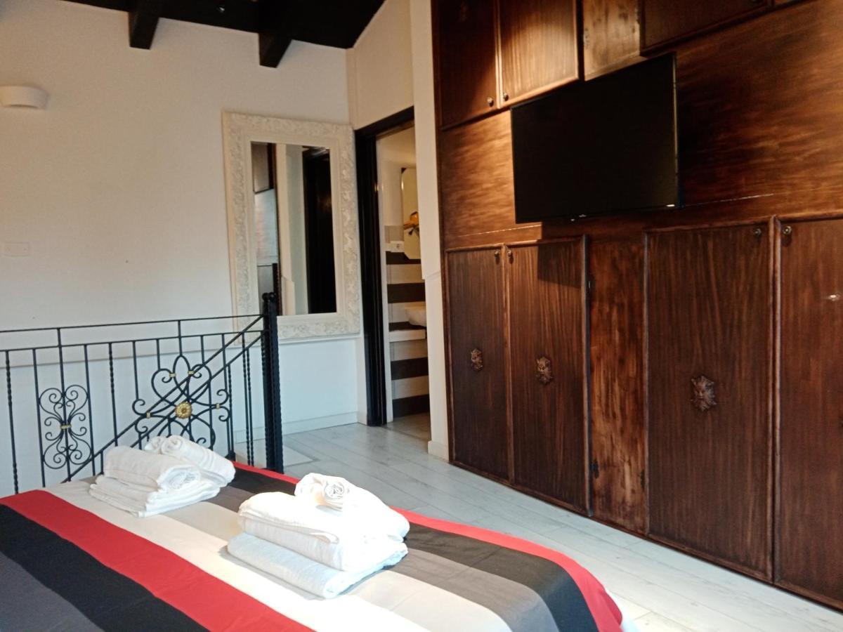 Einaudi 56 Guest House كالياري المظهر الخارجي الصورة